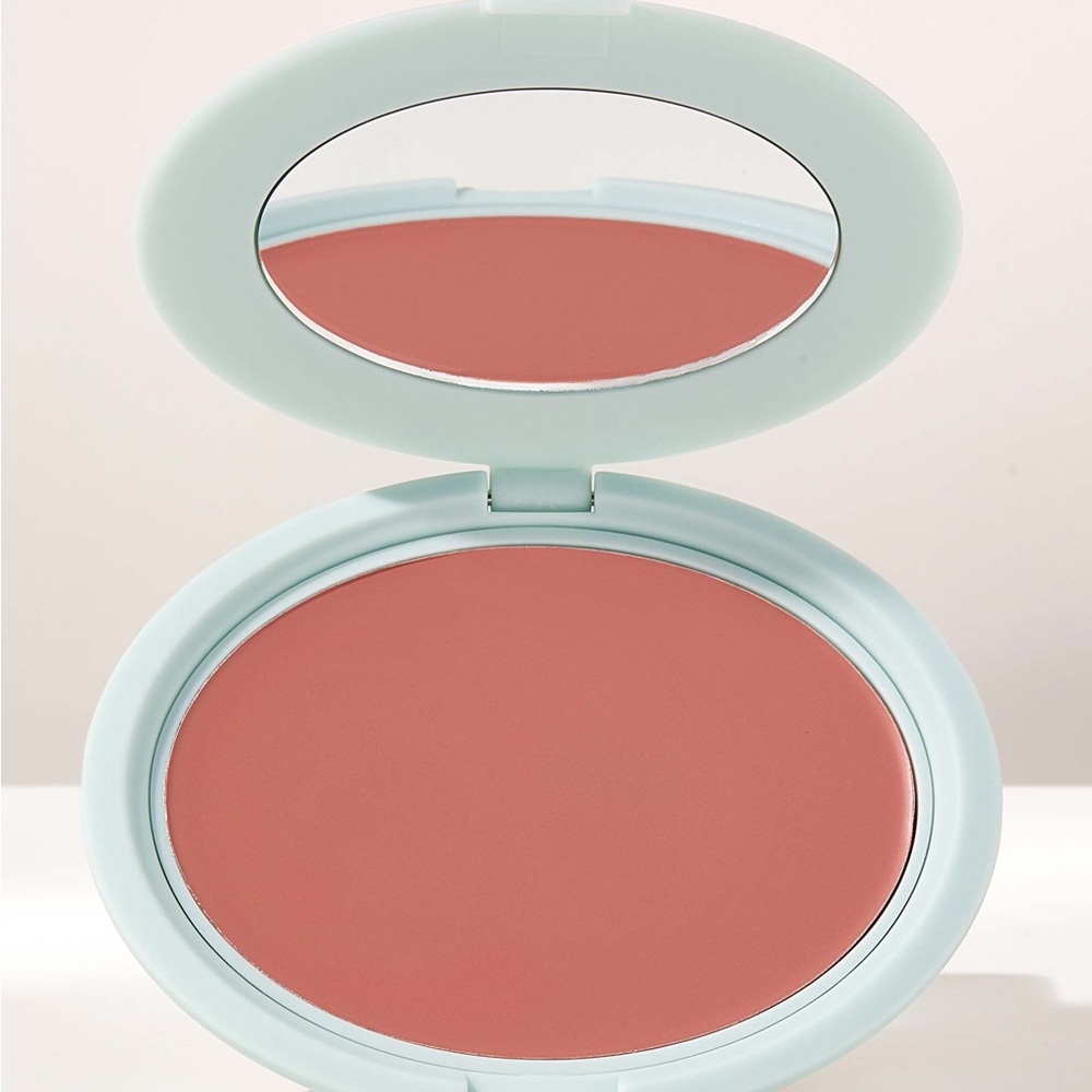breezy cream blush - peach sunset
hydrating, buildable color